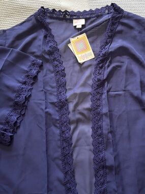 LuLaRoe Deep Navy Lace-Trim Sheer Kimono Robe
